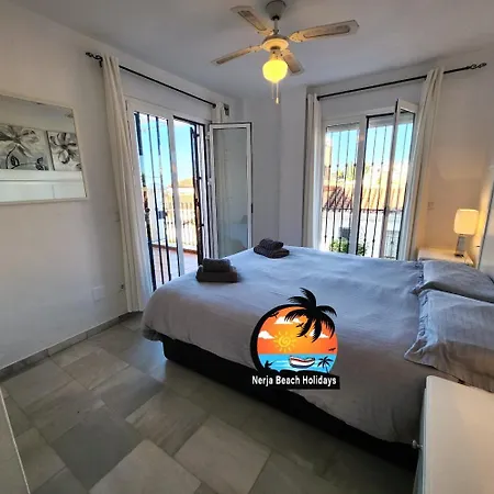 Apartment Modern 3 Bedroom Near Burriana