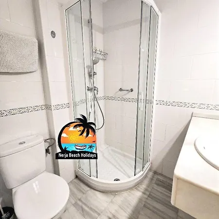 Modern 3 Bedroom Near Burriana * Nerja