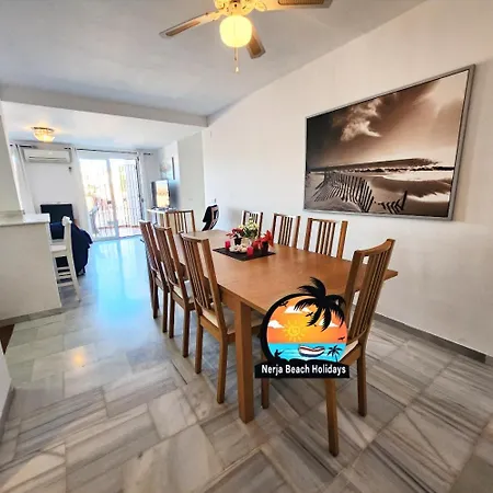 Apartment Modern 3 Bedroom Near Burriana