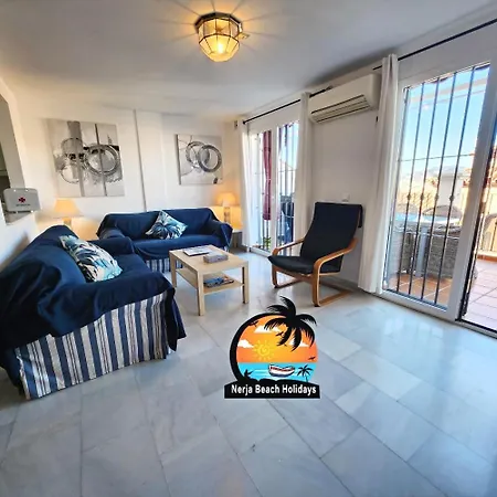 Apartment Modern 3 Bedroom Near Burriana
